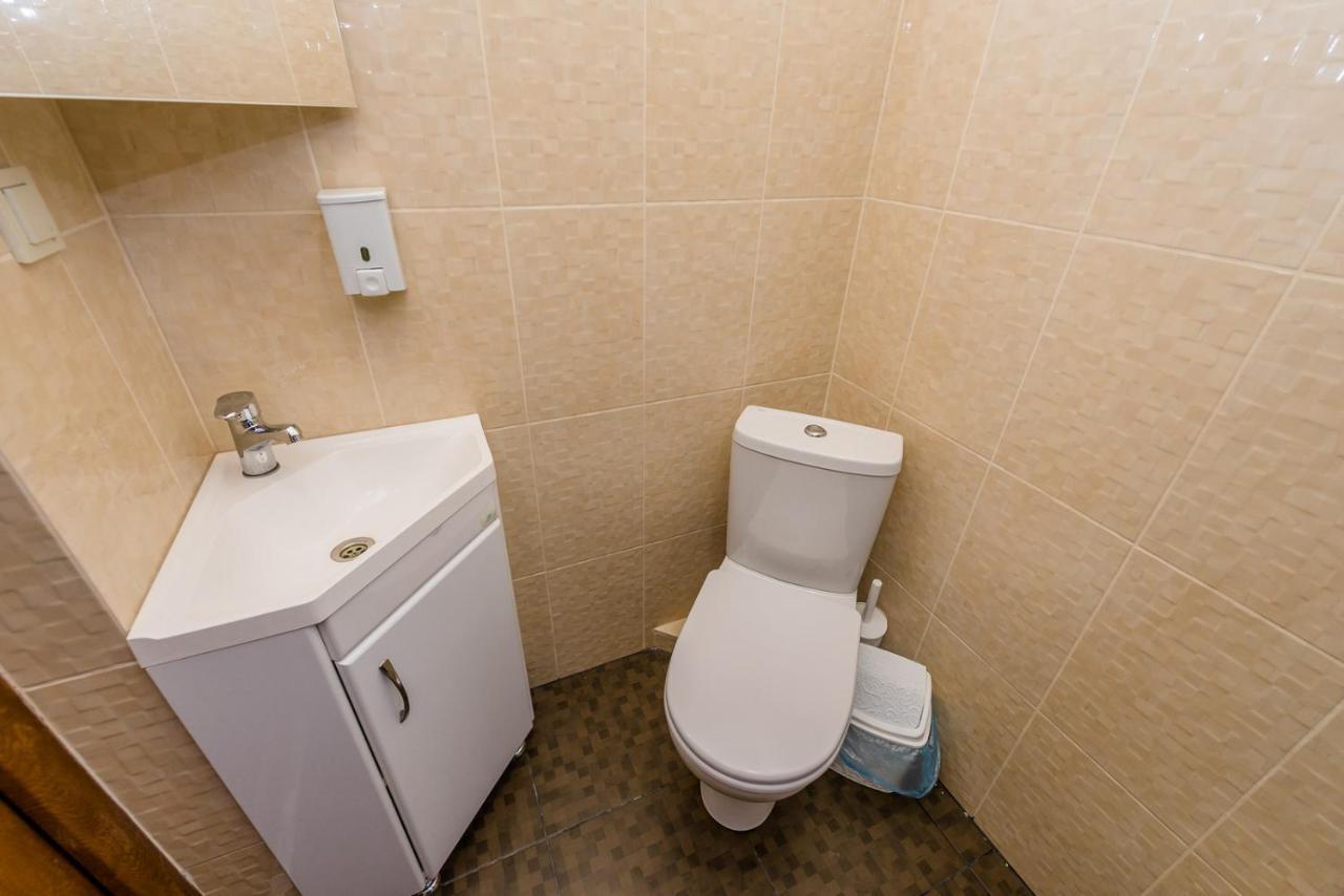 Пегас Hotel Zaliznyi Port Buitenkant foto